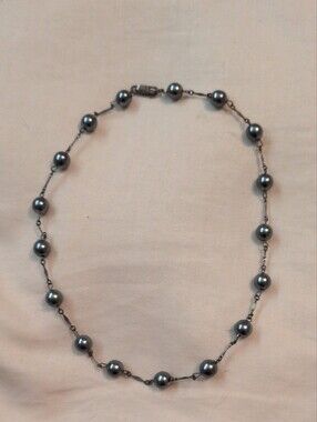 Grey Pearl Station Necklace - Elegant Women's Jewelry
